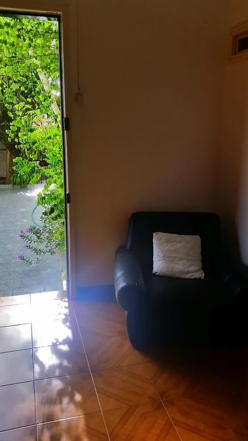 Bed & Breakfast Residencial Laginha (Adults Only)